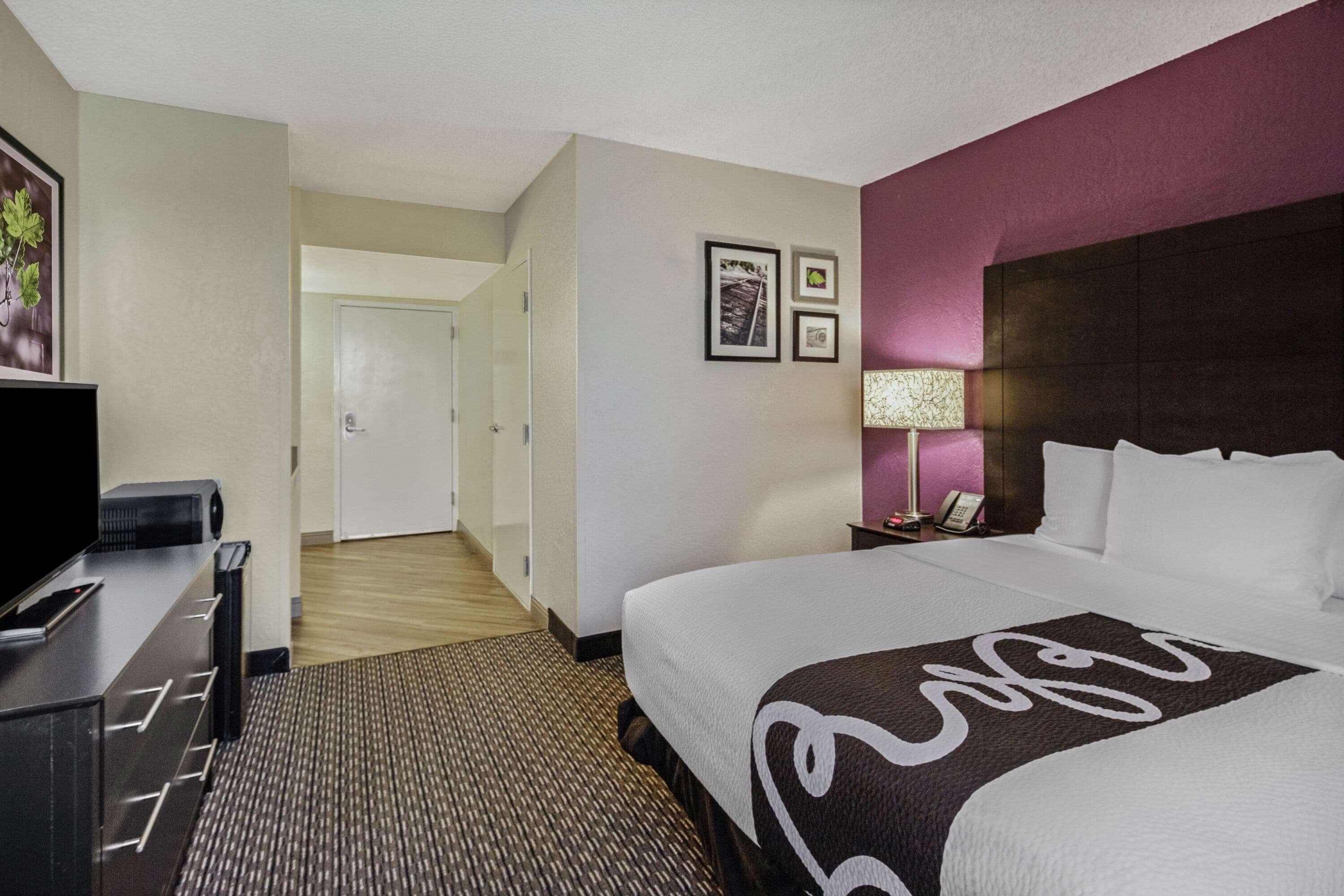 La Quinta by Wyndham Miami Lakes Bagian luar foto