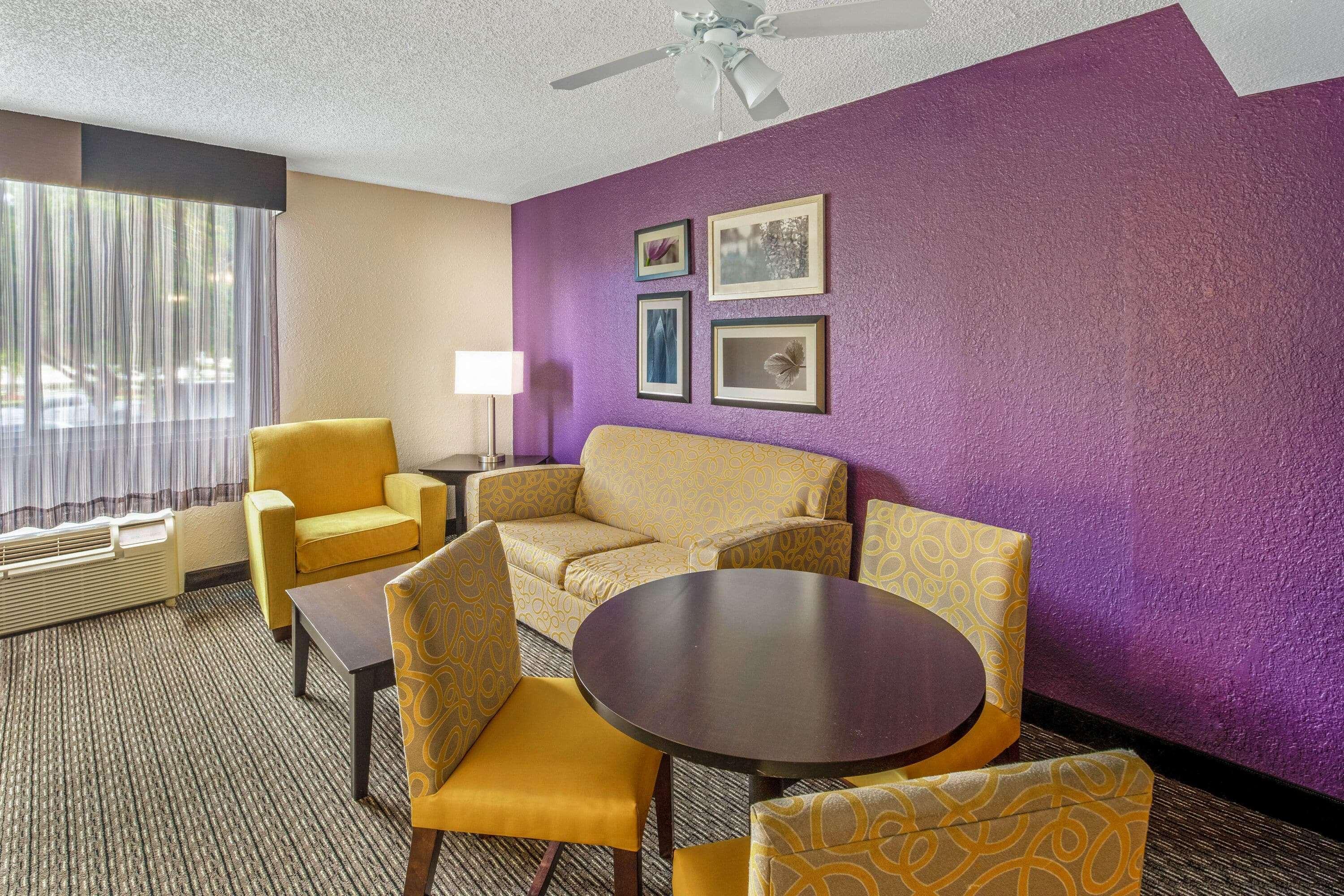 La Quinta by Wyndham Miami Lakes Bagian luar foto